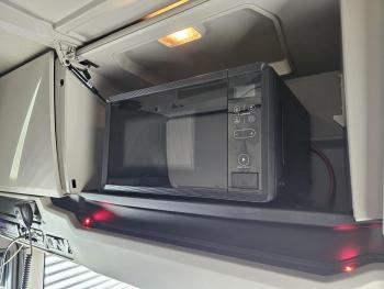 S580 V8 4x2 / 50 YEAR EDITION / PARKING COOLER / 2 TANKS